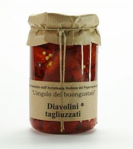 Geschnittene Diavolini-Chilis in Olivenöl